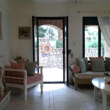 Kalogria Villas Stoupa Bagian luar foto