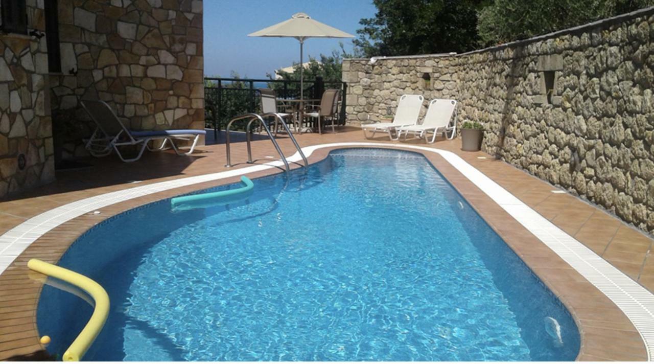 Kalogria Villas Stoupa Bagian luar foto
